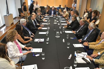 Mesa tendida en el Primer Congreso Nacional, Internacional e Interdisciplinario y el Comité Consultivo Permanente de Riesgos del Trabajo