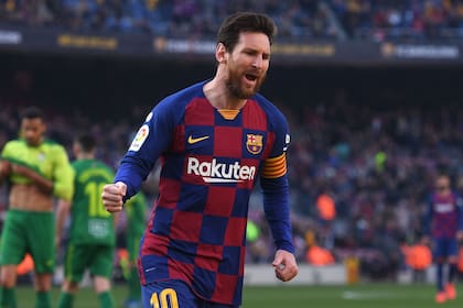 Messi aprieta el puño después de su golazo a Eibar