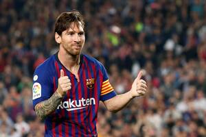 Messi celebra su gol, el segundo de Barcelona ante Sevilla.