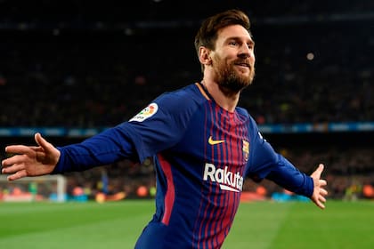 Otra noche de festejo para Lionel Messi, autor del segundo tanto de Barcelona