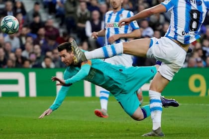 Messi dio una asistencia pero no tuvo un partido acorde con su nivel en la visita de Barcelona ante Real Sociedad