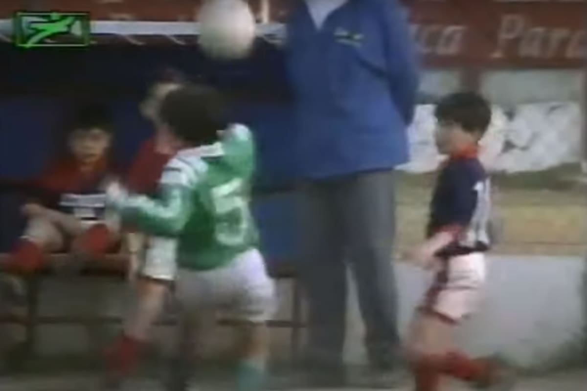 Messi, en acción con la camiseta de Central Córdoba