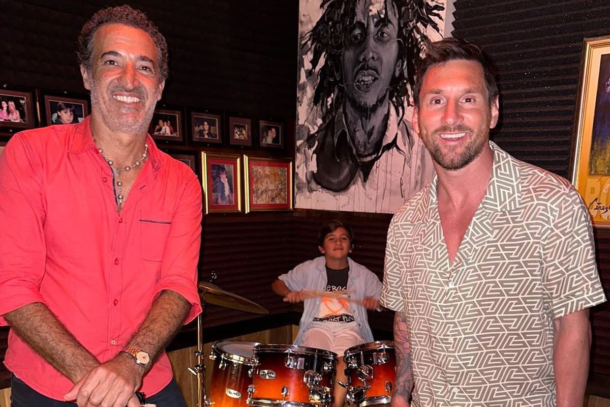 Messi en Cafe Prima Pasta con Thiago