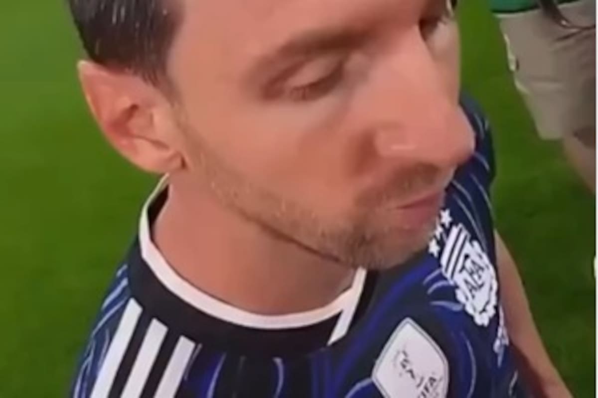 Messi en el partido de Argentina-Inglaterra desde la cámara del árbitro