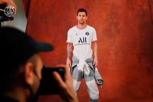 Messi, en la presentación de la nueva camiseta del PSG