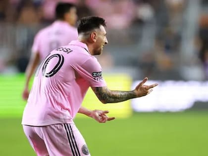 Messi, en modo Spiderman, tras convertir el cuarto gol del Inter Miami