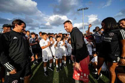 Messi fue a ver a Thiago en Inter Miami y lo “engancharon” para un juego diferente