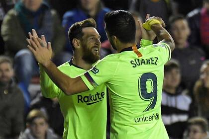 Messi marcó tres en la victoria de Barcelona ante Levante