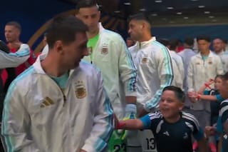 Habló el nene que le dijo "te amo" a Messi antes del partido con Suiza