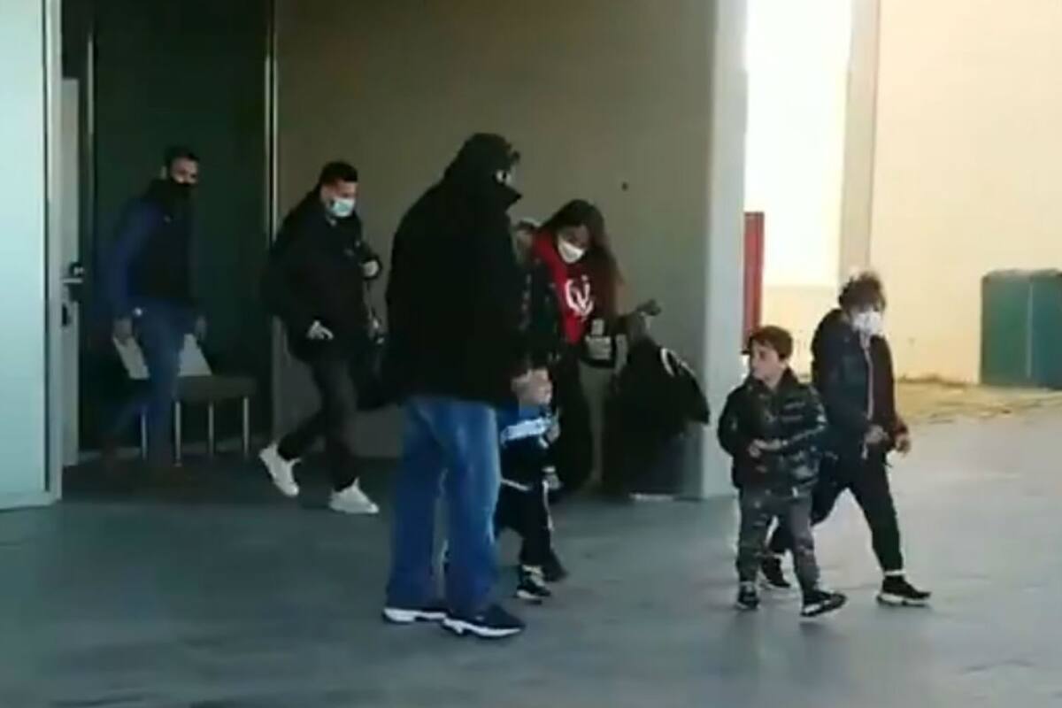 Messi regresó a Barcelona tras pasar seis días en Rosario