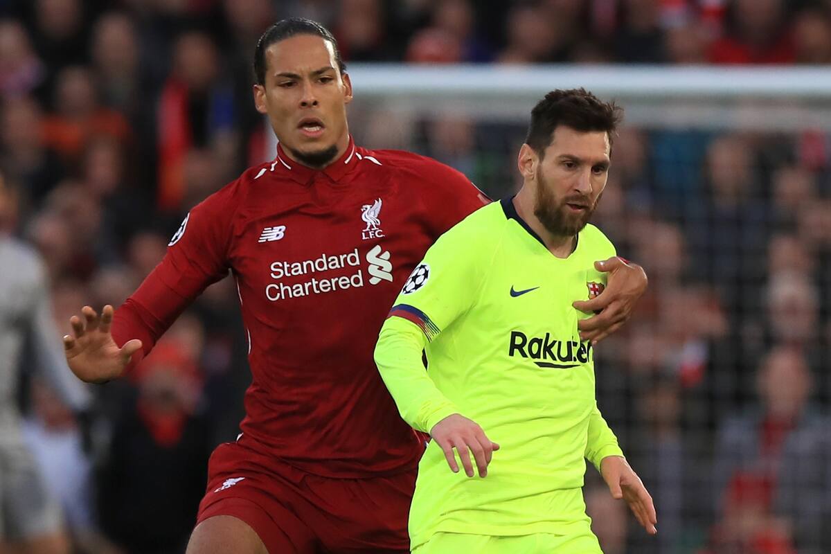 Messi se escapa de Van Dijk con lo justo. Lo mismo ocurrió en la votación del Balón de Oro