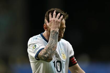 Messi suma otra preocupación ante el avance de la Conmebol sobre sus declaraciones