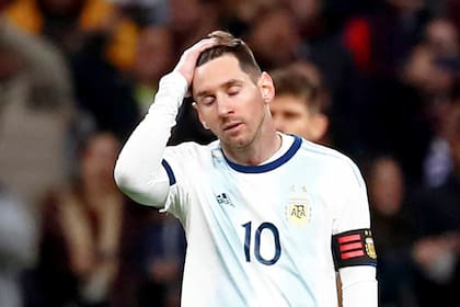 Messi volvió cuando él quiso, no cuando los demás querían. Se volvió a Barcelona como llegó: en silencio.