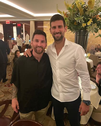 Messi y Djokovic, en un restaurante de Nueva York, en 2023