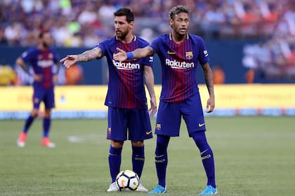 Messi y Neymar con el Barcelona en 2017 (Photo by Elsa/Getty Images)