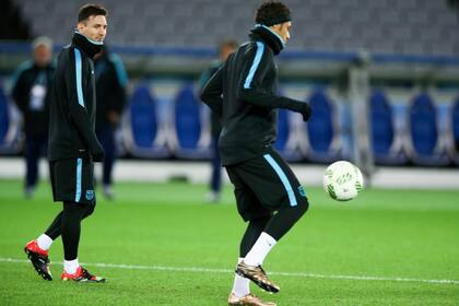 Messi y Neymar entrenanaron con normalidad y jugarían ante River