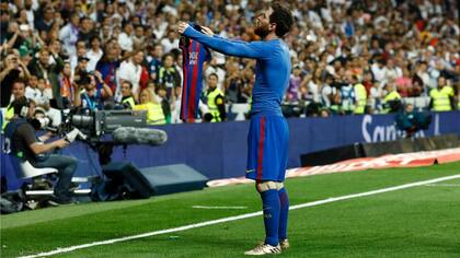 Messi y un gesto que lo inmortaliza, en el último clásico ante Real Madrid