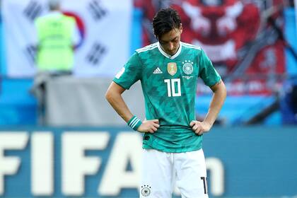 Mesut Ozil la amargura de un final anticipado