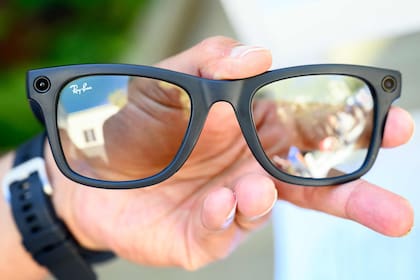 Meta AI está disponible en los anteojos inteligentes Ray-Ban Meta