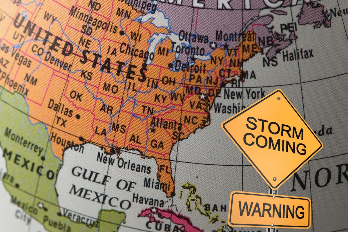 Meteorólogos vigilan la gestación de un sistema de baja presión frente a Carolina del Norte que podría intensificarse hacia el noreste, trayendo vientos fuertes y lluvias al área de Nueva York