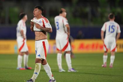 México golea al anfitrión Chile y España supera a Ucrania para meterse en cuartos del Mundial Sub 20