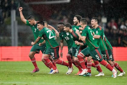 México se impuso desde los doce pasos en la edición pasada y Honduras buscará la revancha (Foto: Archivo)
