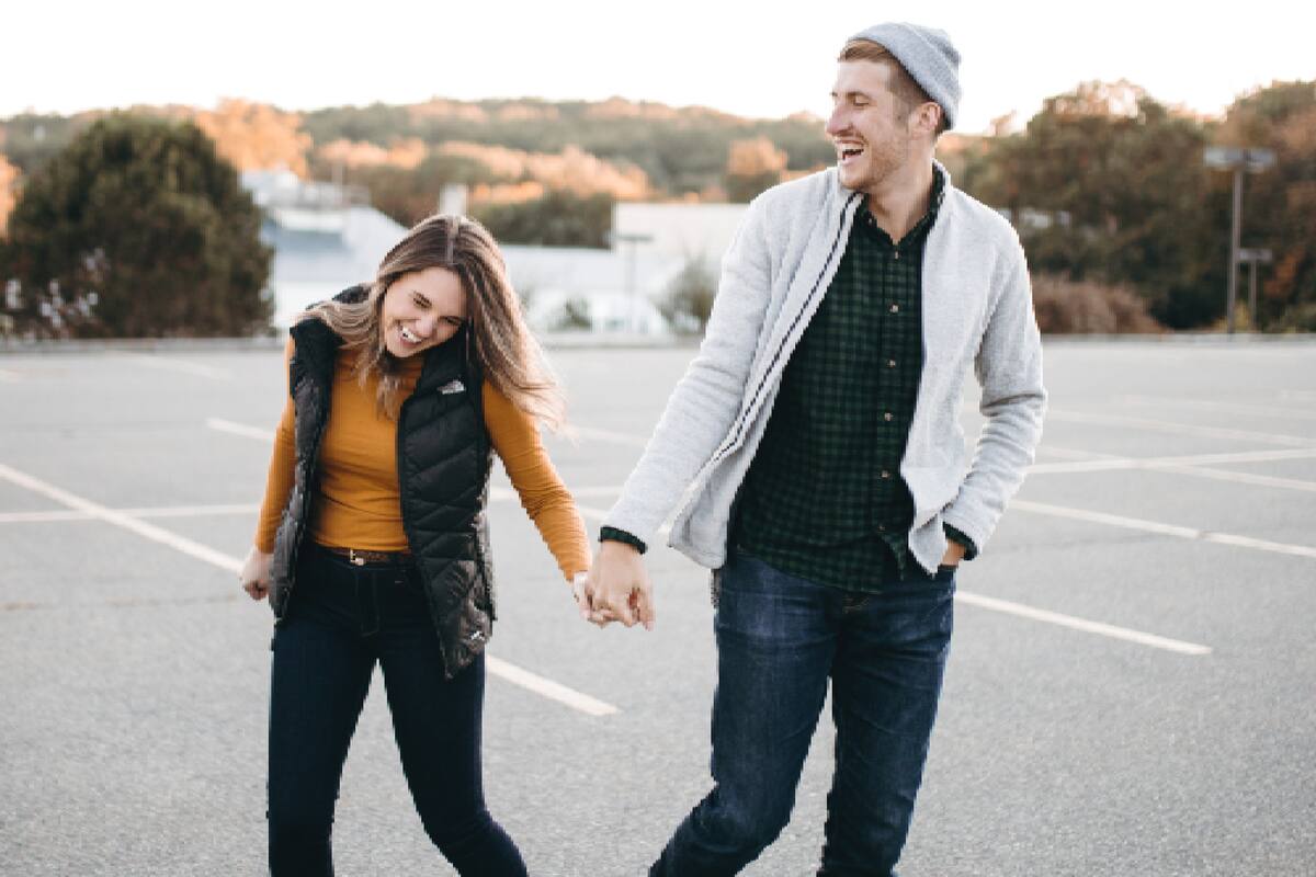 Mhoni Vidente predijo momentos románticos para algunos signos este fin de semana