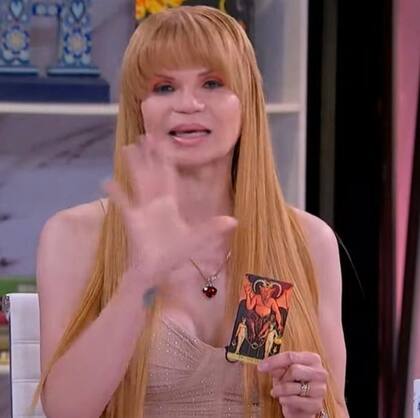 Mhoni Vidente revela los horóscopos para este miércoles