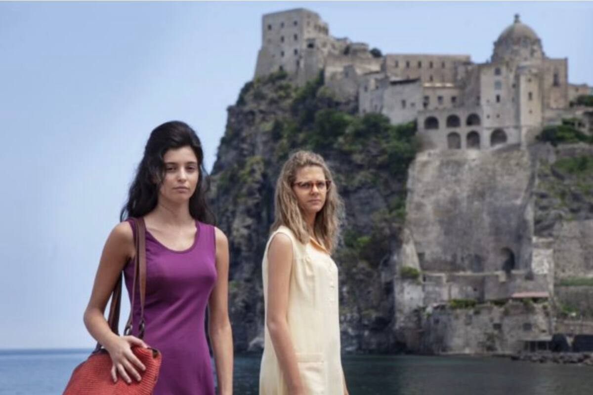 Mi amiga estupenda para recorrer Italia, uno de los destinos es Ischia