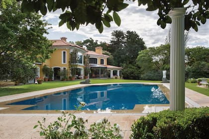 “Mi casa es un open house, abierta siempre a sobrinos y amigos, más allá de que yo esté o no porque viajo todo el tiempo”, cuenta el anfitrión.
