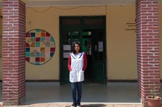 Le mentía a su mamá para poder estudiar y ahora es una de las dos maestras de todo el pueblo