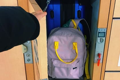 Mi valija y mi mochila en un locker de Japón