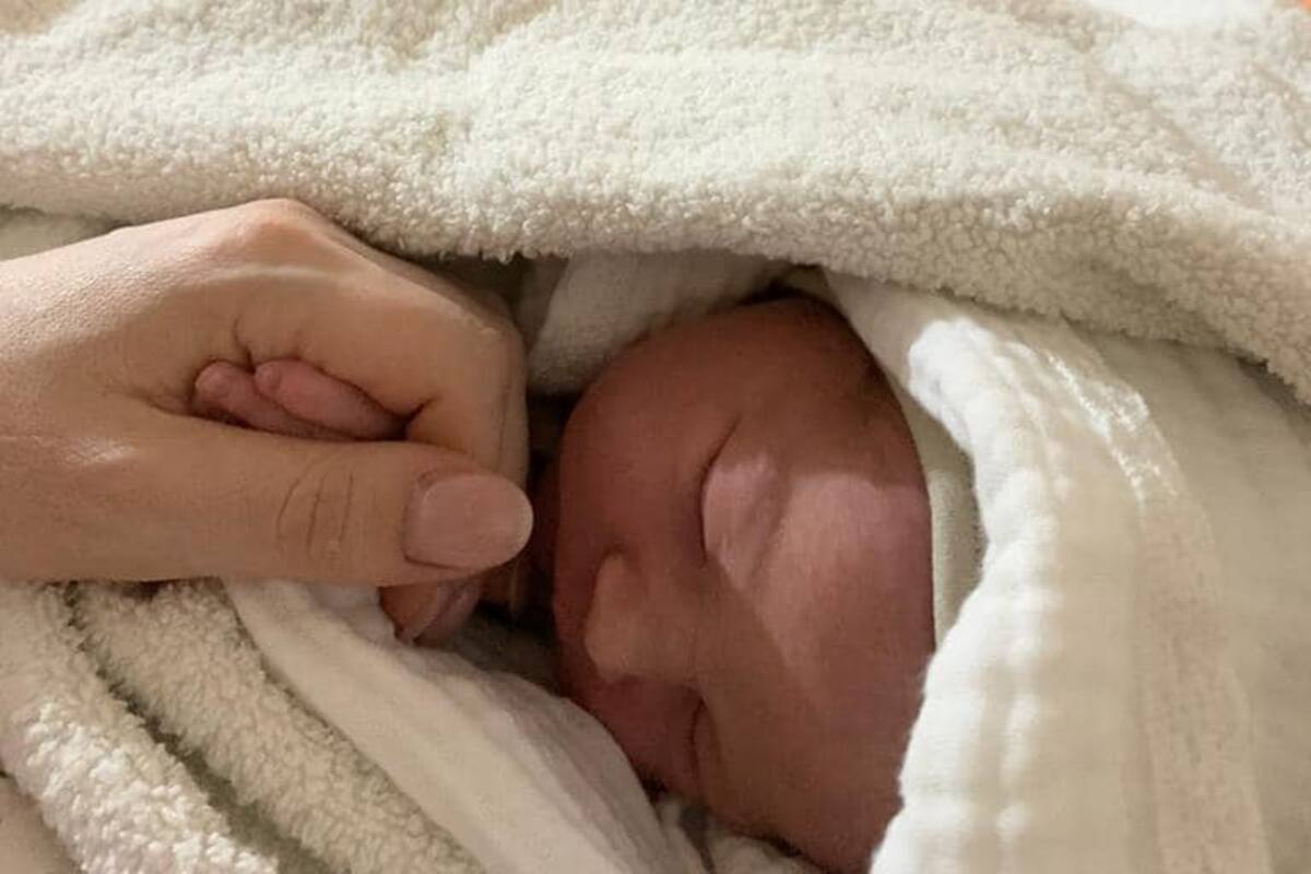 Mia durante el bombardeo de Kiev