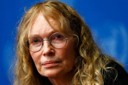 Mia Farrow, otra figura que hicieron ver mejor en las redes sociales