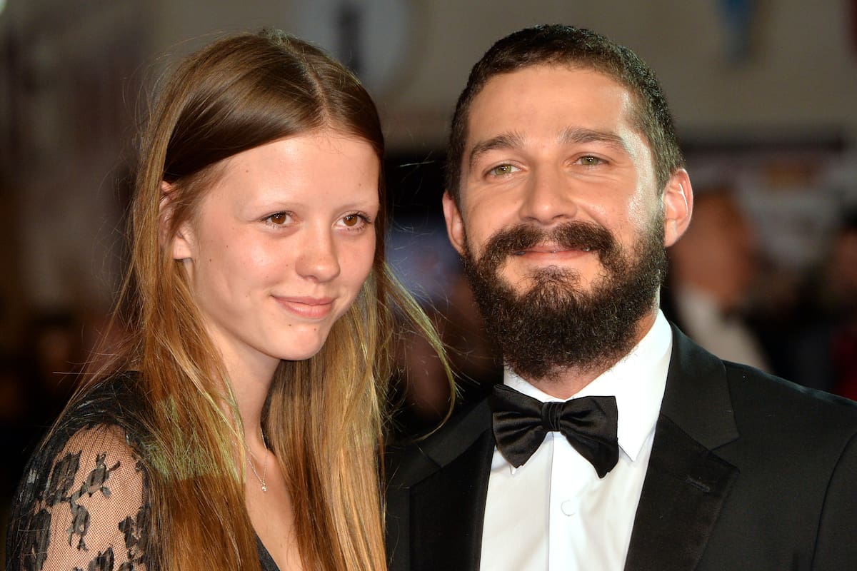 Mia Goth y Shia LeBeouf habrían puesto fin a su relación hace un año