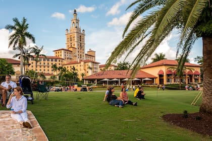 El icónico Biltmore Hotel ofrece visitas guiadas gratuitas