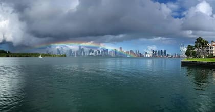 Miami Beach está a menos de cinco kilómetros de Fisher Island
