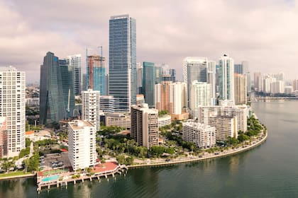 Miami se caracteriza por sus edificios con departamentos de lujo, habitados por multimillonarios