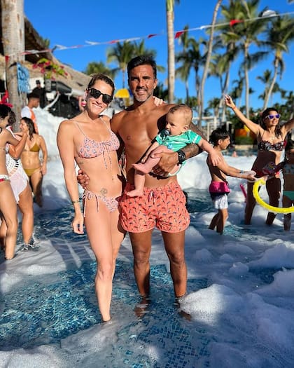 Mica, Fabián y Luca de vacaciones en Punta Cana