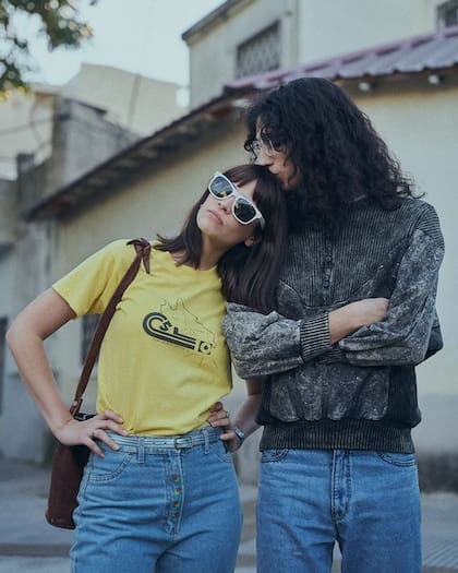 Micaela Riera e Ivan Hochman, los actores que interpretan a Fabiana Cantilo y Fito Páez