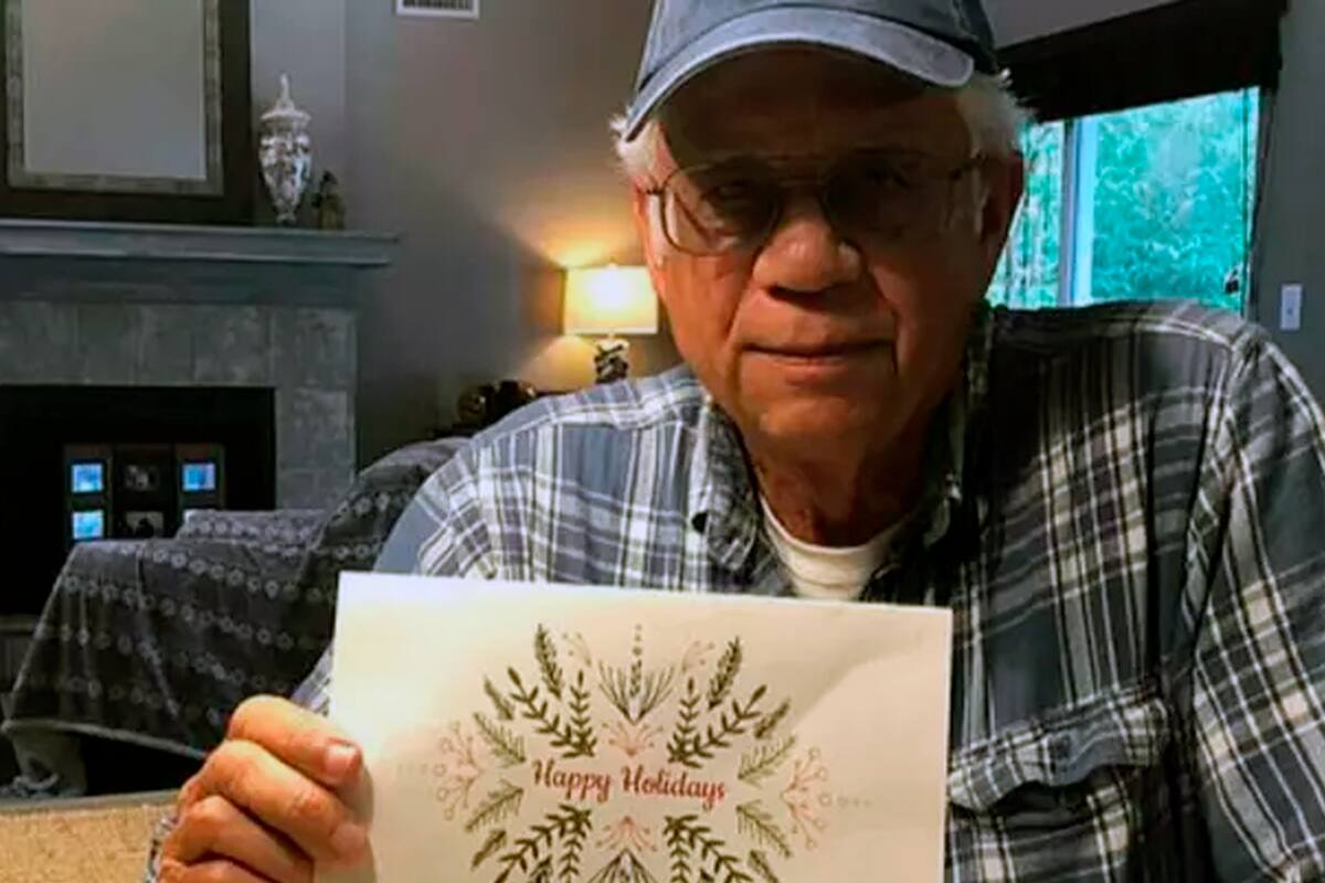 Michael Esmond desembolsó casi ocho mil dólares para ayudar a la comunidad en la que vive