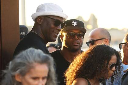 Michael Jordan recibió 2019 sobre una yate con cancha de básquetbol