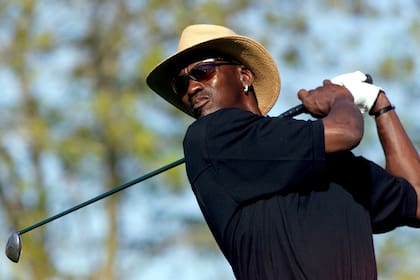 Michael Jordan y la máquina de hacer dinero: qué gastos de lujo se da con una fortuna de 1900 millones de dólares.
