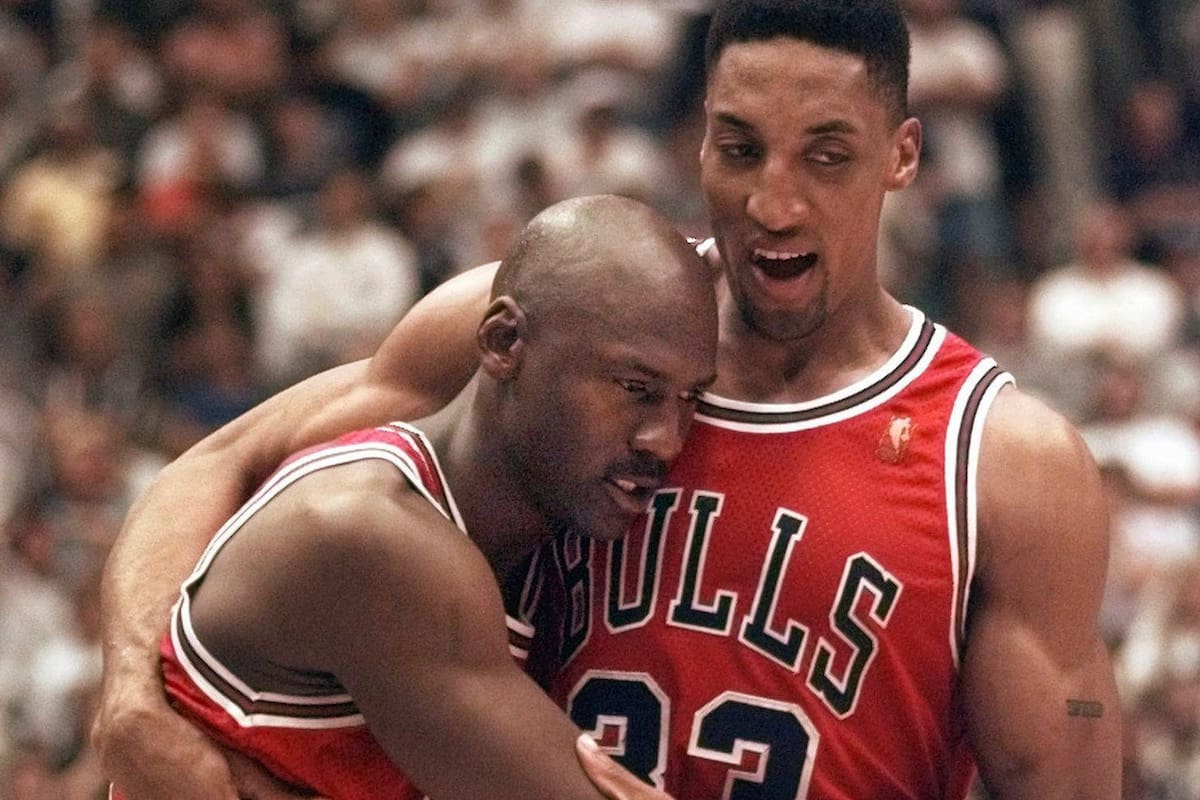 Michael Jordan y Scottie Pippen,