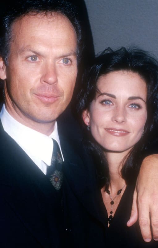 Michael Keaton y Courteney Cox se conocieron en 1989 por un amigo en común