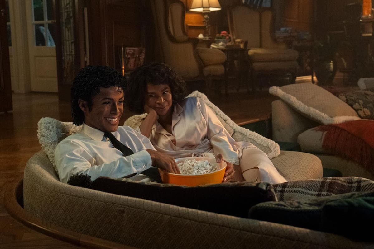 Michael: la integrante del clan Jackson que se negó a aparecer y la musa del Rey del Pop que resultó eliminada del corte final