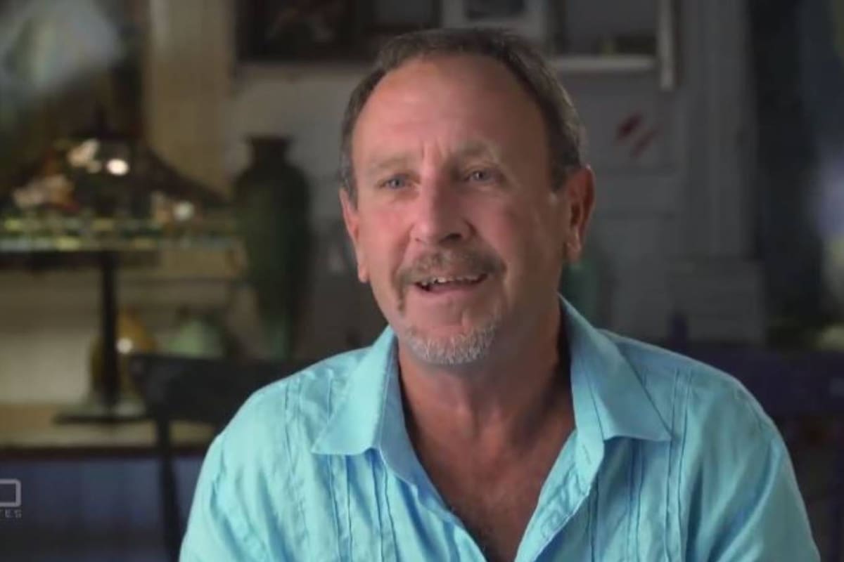 Michael Packard narró a un programa australiano cómo sobrevivió a ser atrapado por la boca de una ballena, aunque confesó también que pensó que iba a morir