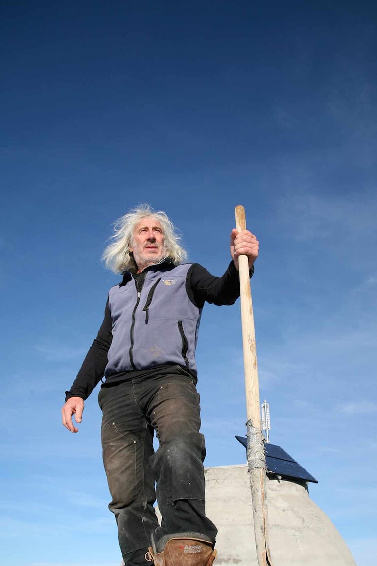 Michael Reynolds, el arquitecto guerrero de la basura.
