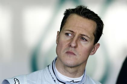 Michael Schumacher fue trasladado a París