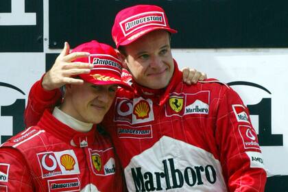 Michael Schumacher y Rubens Barrichello, en sus tiempos como compañeros en Ferrari